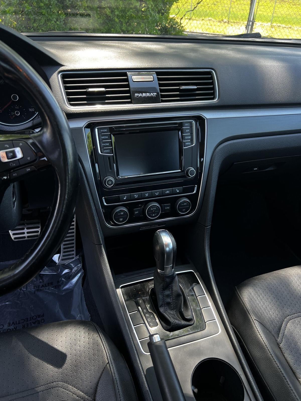 2018 Volkswagen Passat 2.0T S