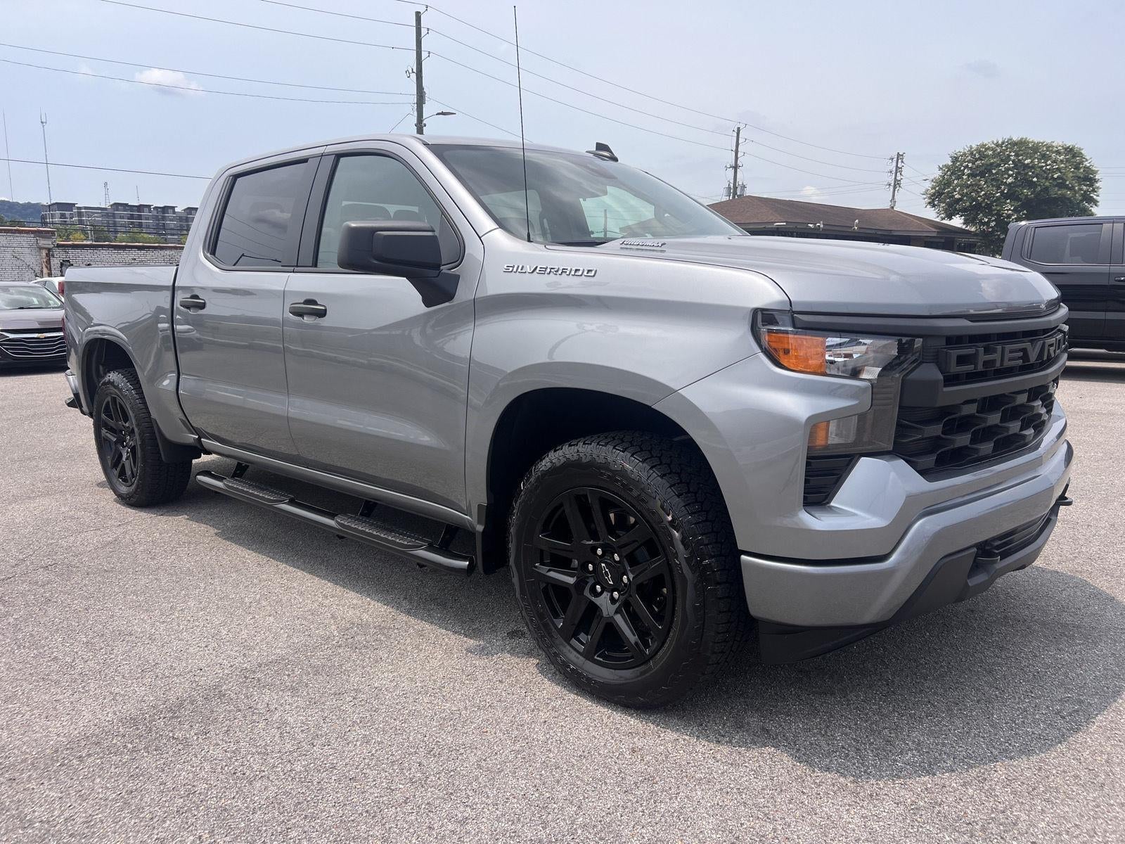 2025 Chevrolet Silverado 1500 Custom
