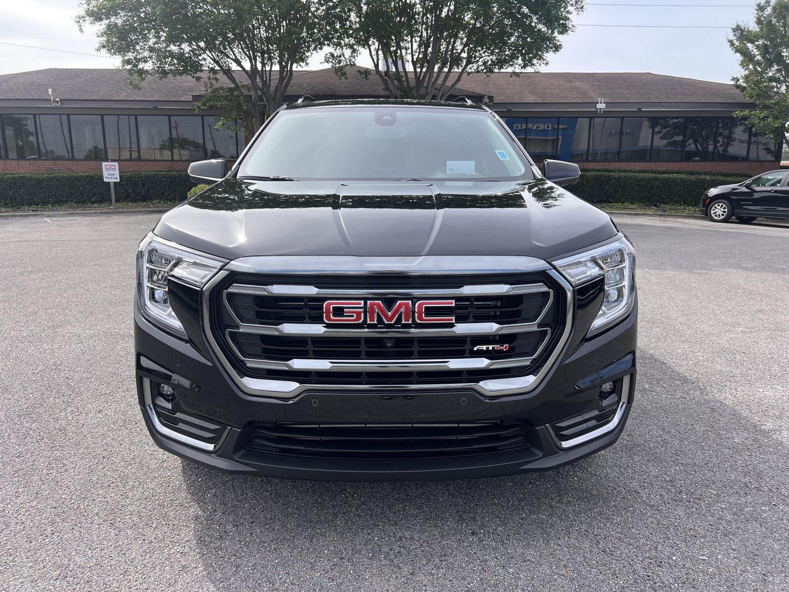 2024 GMC Terrain AT4