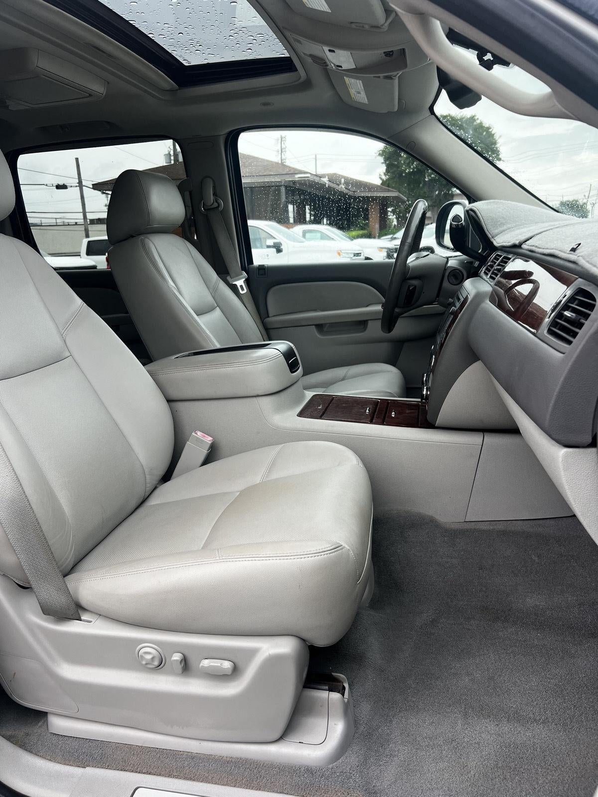 2013 Chevrolet Avalanche LTZ