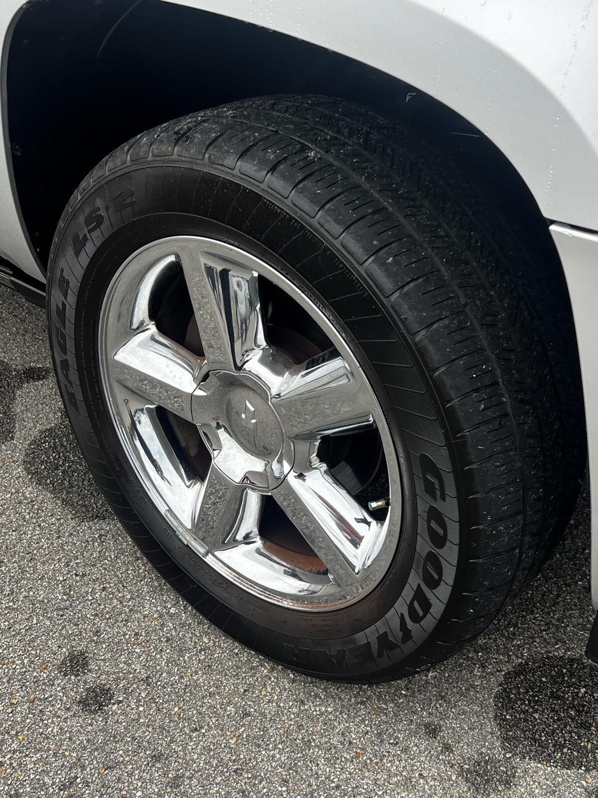 2013 Chevrolet Avalanche LTZ