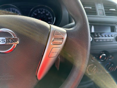 2016 Nissan Versa SV