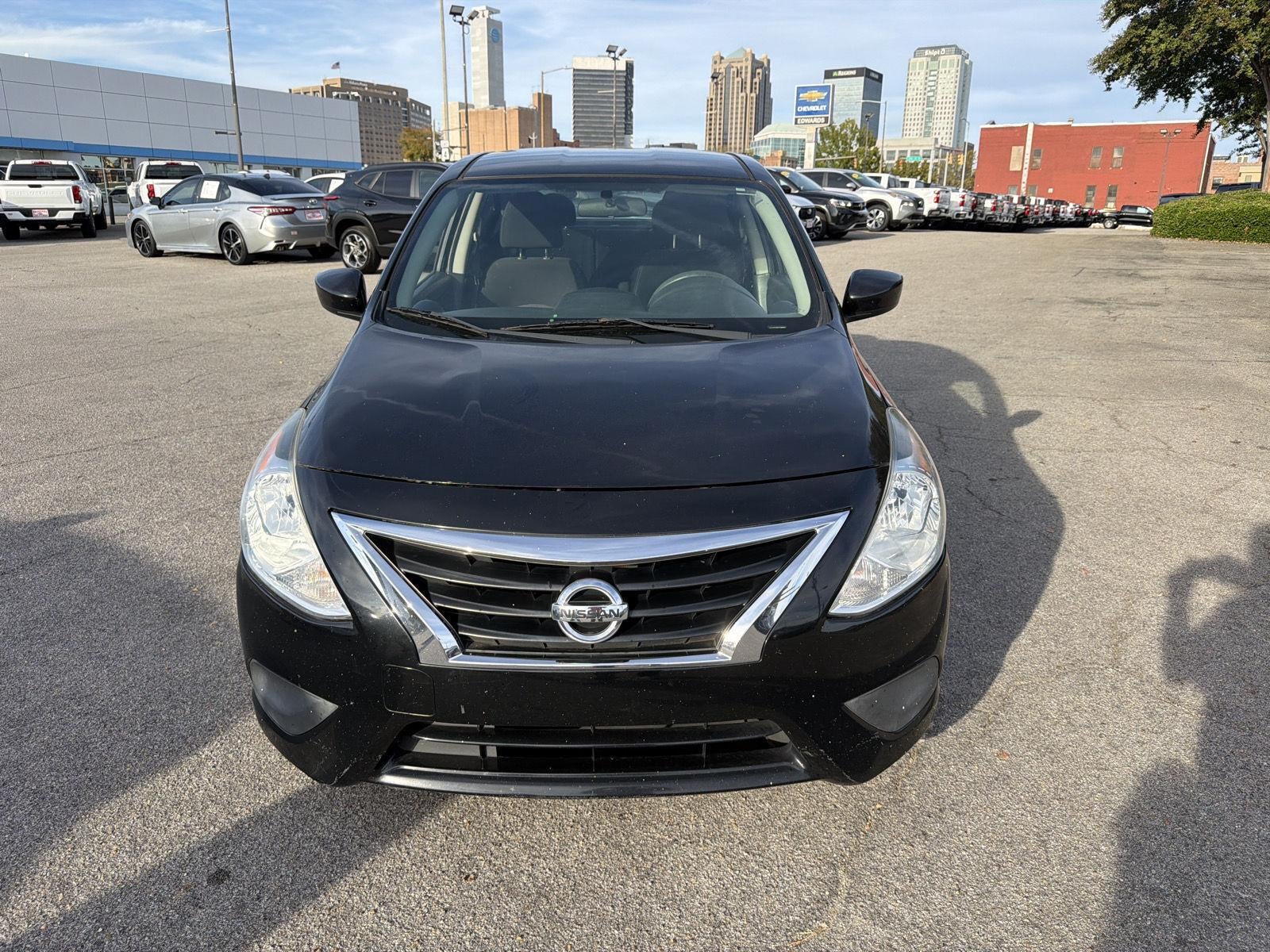 2016 Nissan Versa SV