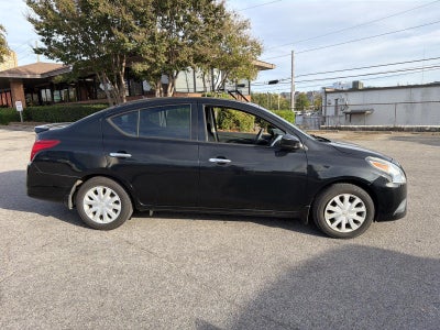 2016 Nissan Versa SV