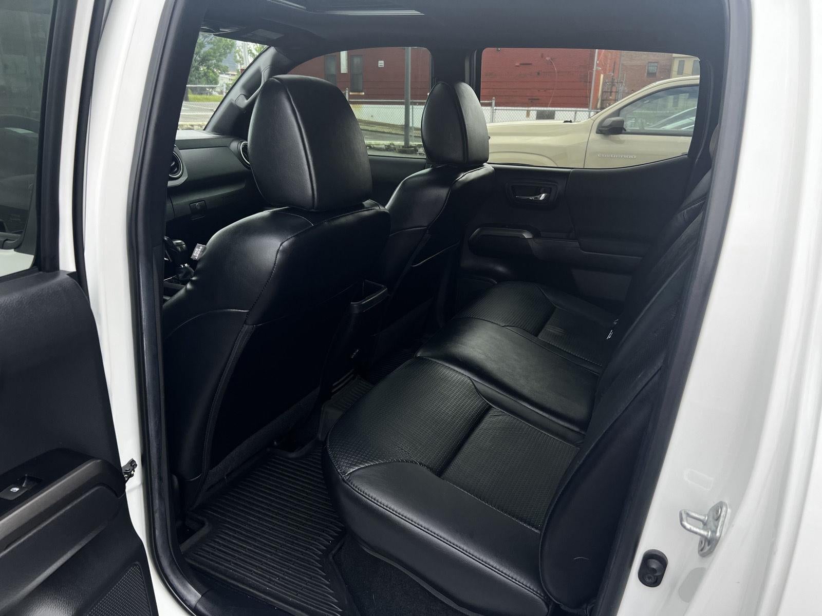 2022 Toyota Tacoma 4WD SR