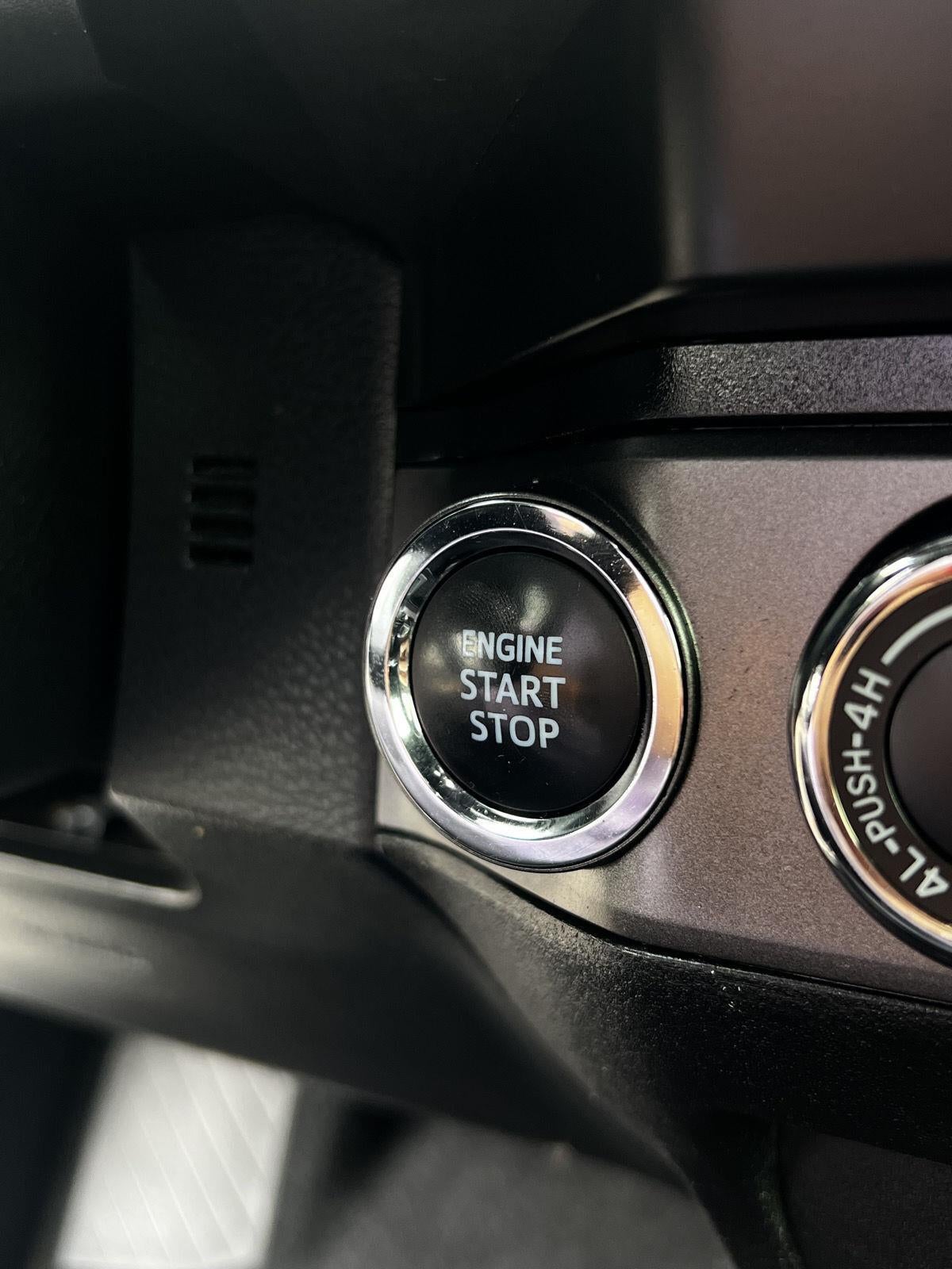 2022 Toyota Tacoma 4WD SR