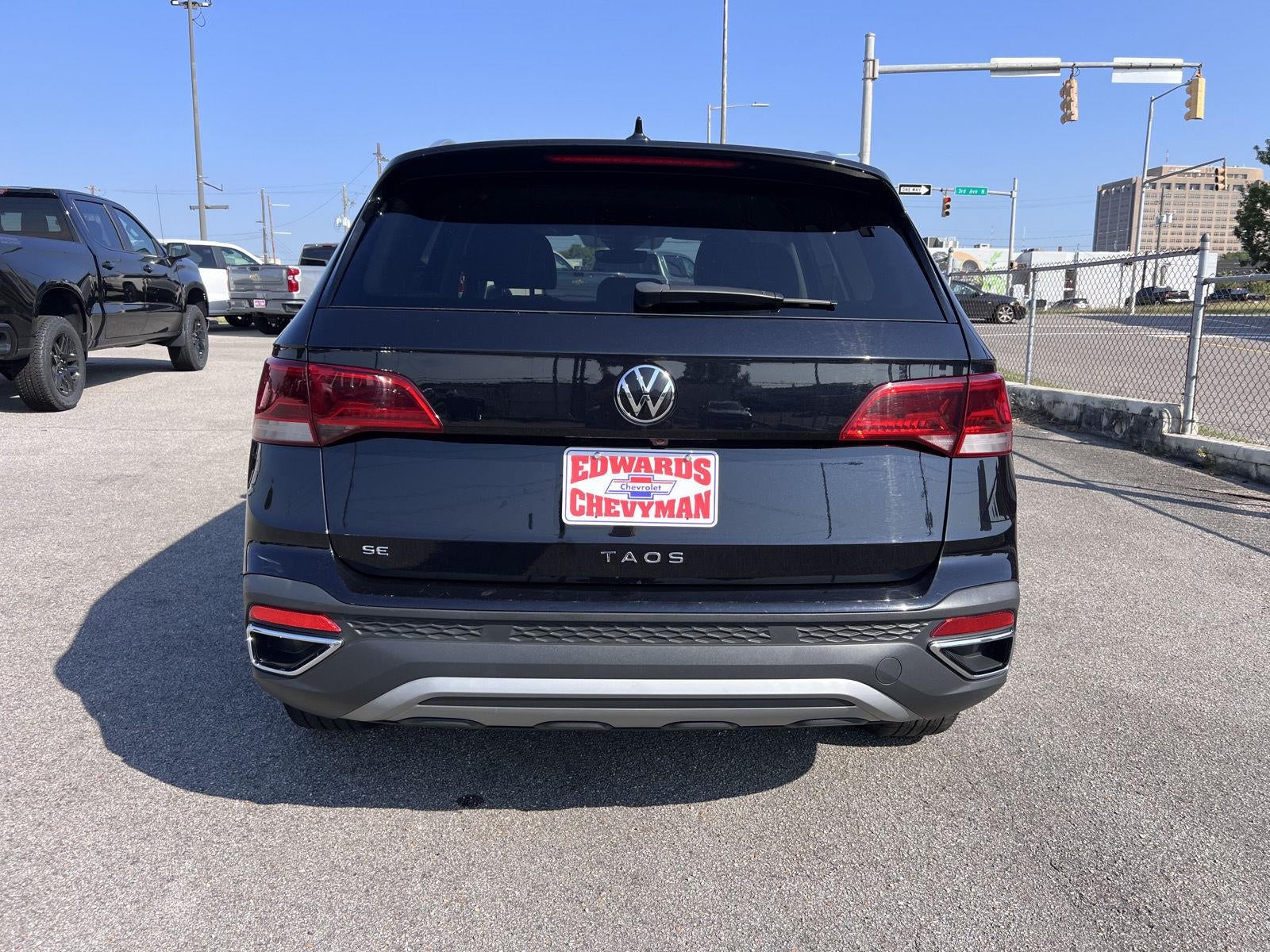 2024 Volkswagen Taos SE