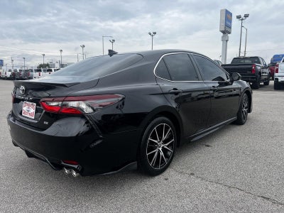 2022 Toyota Camry SE
