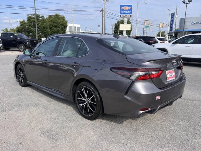 2022 Toyota Camry SE