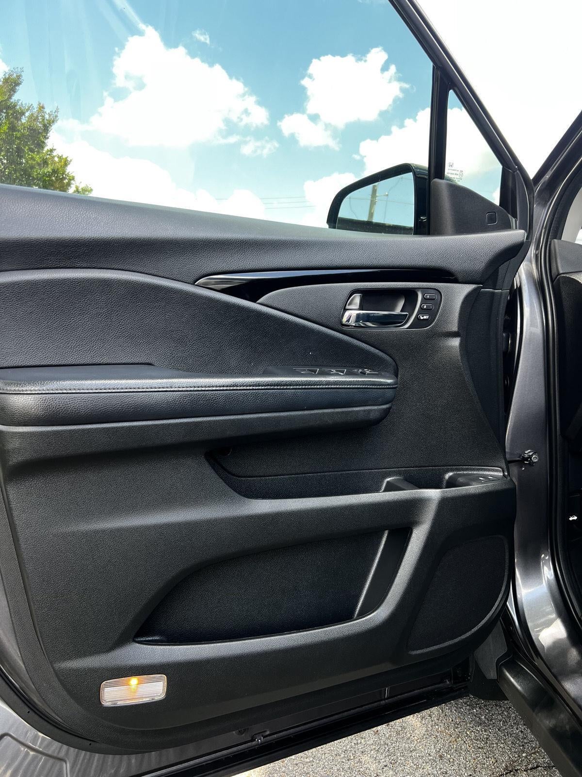2019 Honda Pilot Touring 7-Passenger