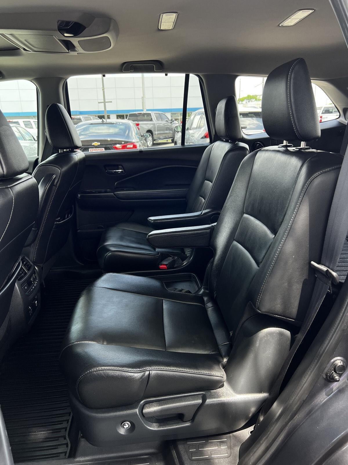 2019 Honda Pilot Touring 7-Passenger