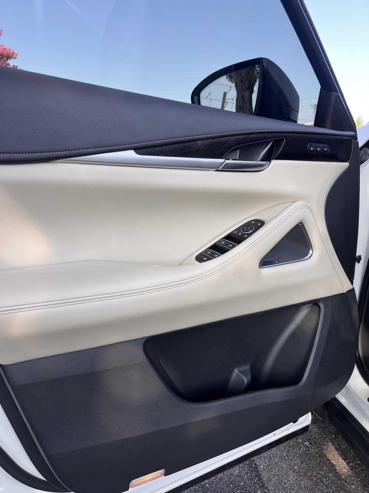 2025 INFINITI QX60 SENSORY