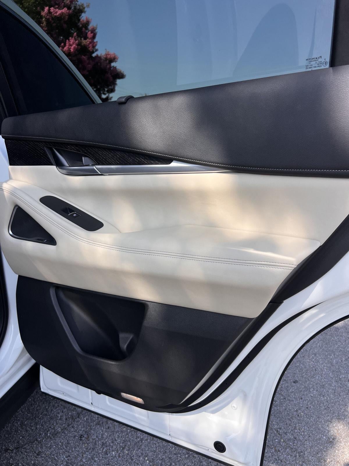 2025 INFINITI QX60 SENSORY