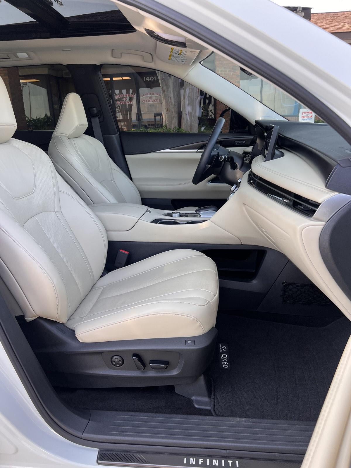 2025 INFINITI QX60 SENSORY