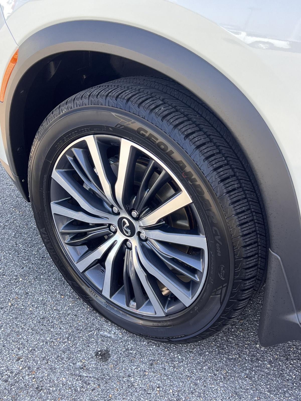 2025 INFINITI QX60 SENSORY