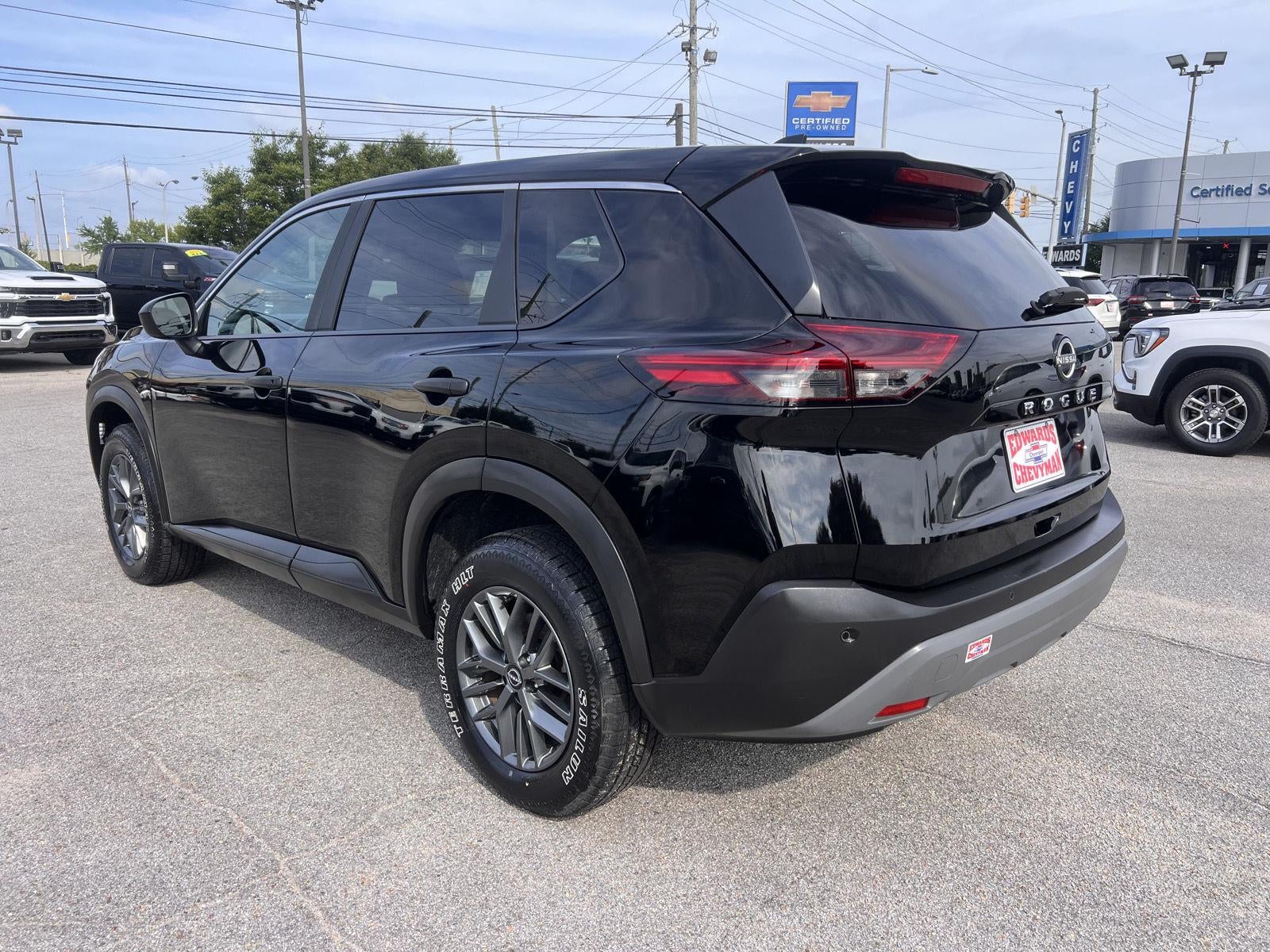 2023 Nissan Rogue S