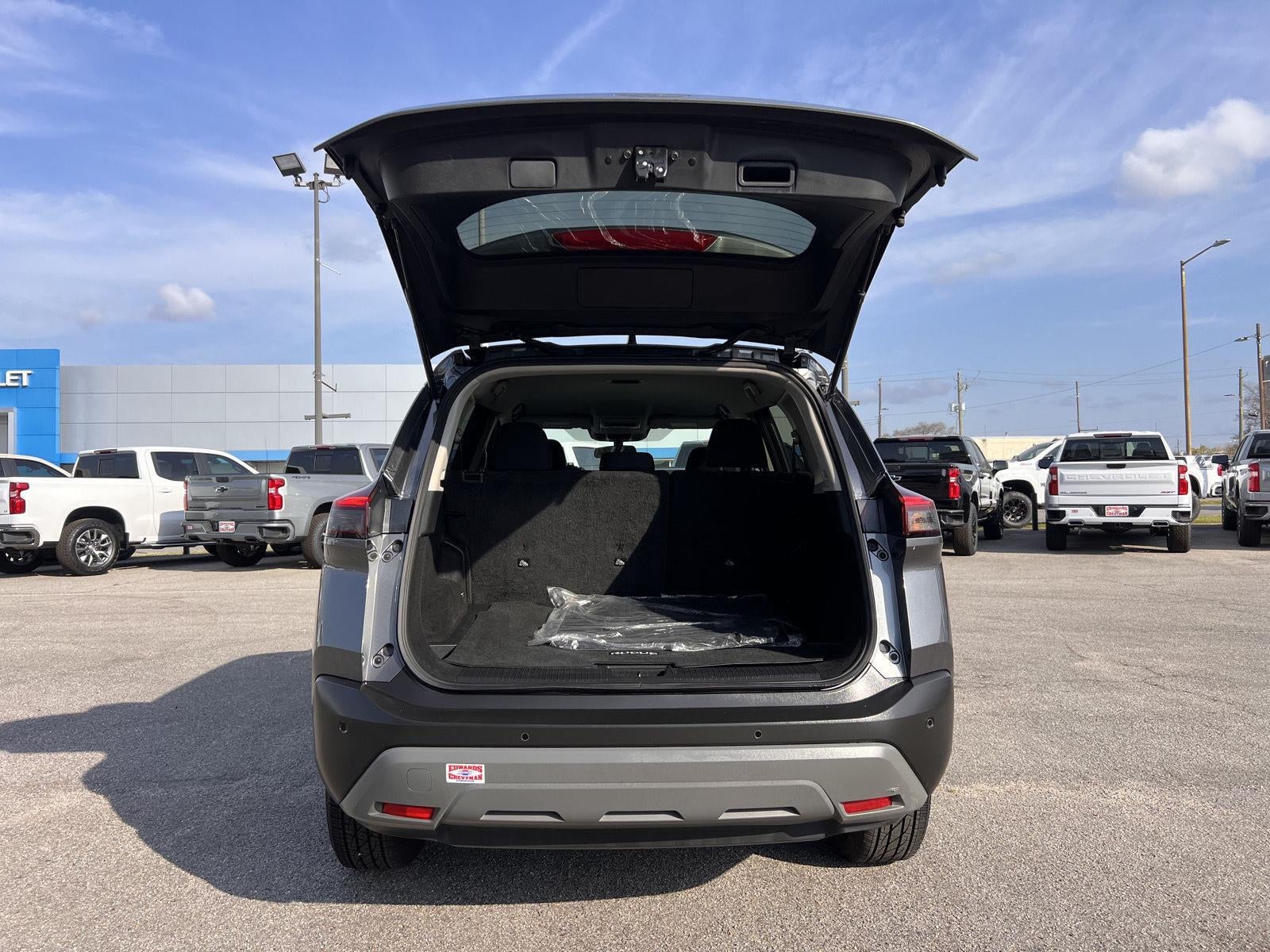 2023 Nissan Rogue S