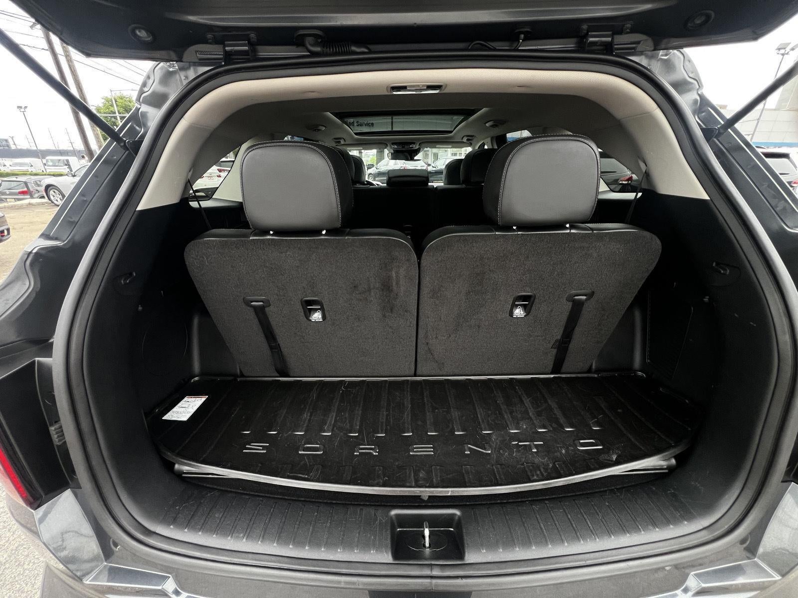 2023 Kia Sorento S