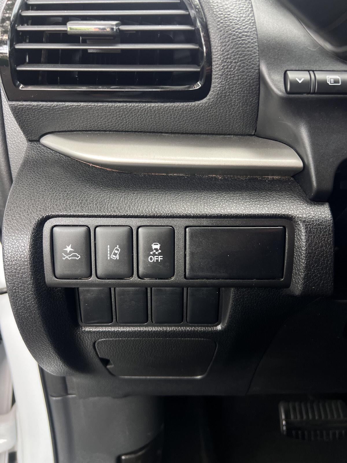 2023 Mitsubishi Eclipse Cross SE