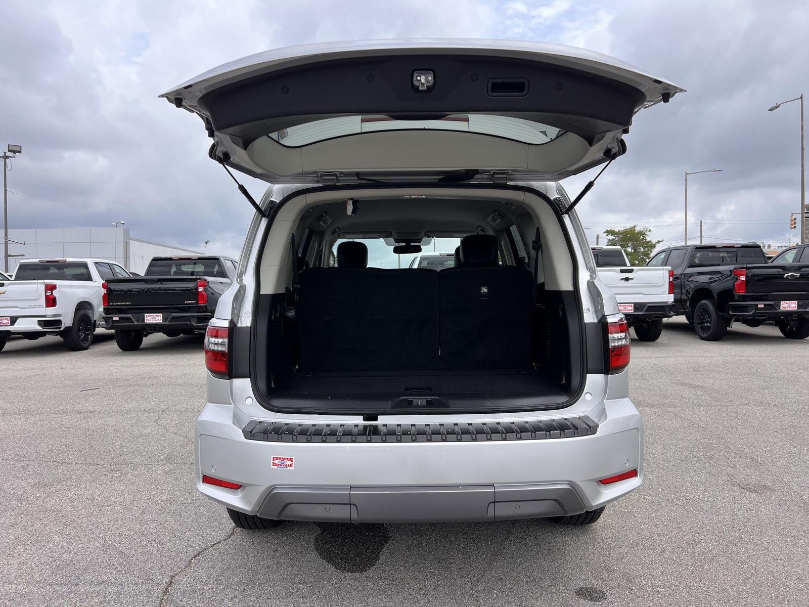 2023 Nissan Armada SV