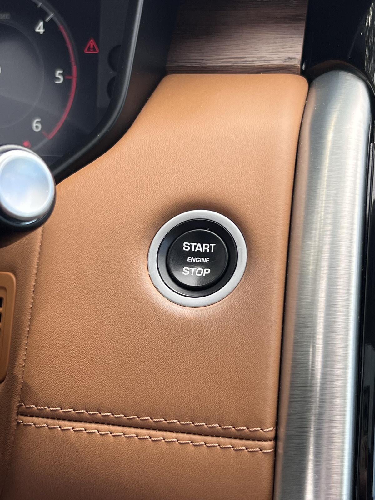 2018 Land Rover Discovery HSE Luxury