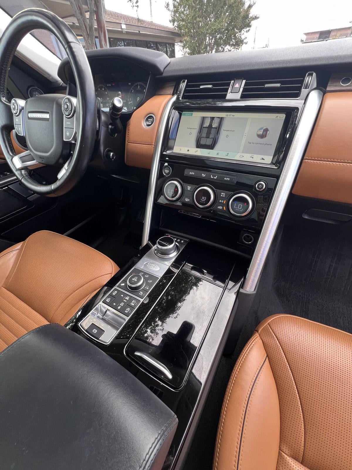 2018 Land Rover Discovery HSE Luxury