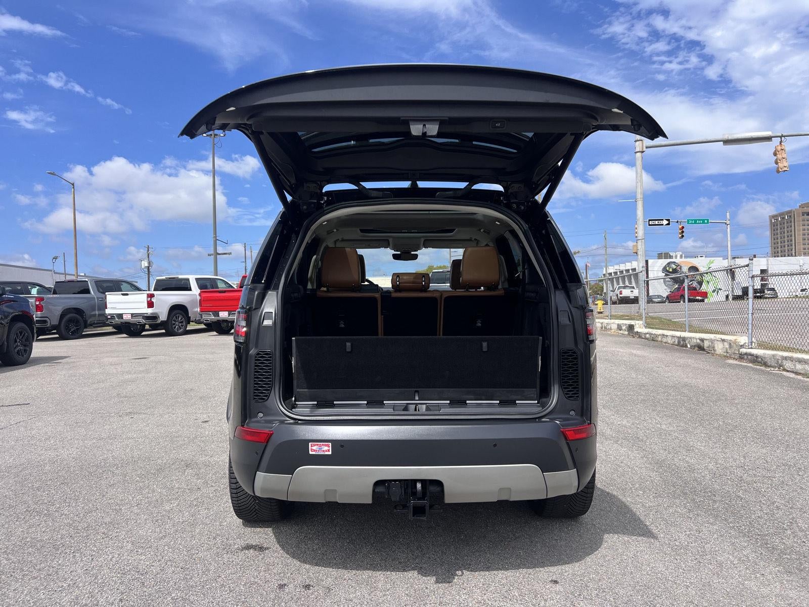 2018 Land Rover Discovery HSE Luxury