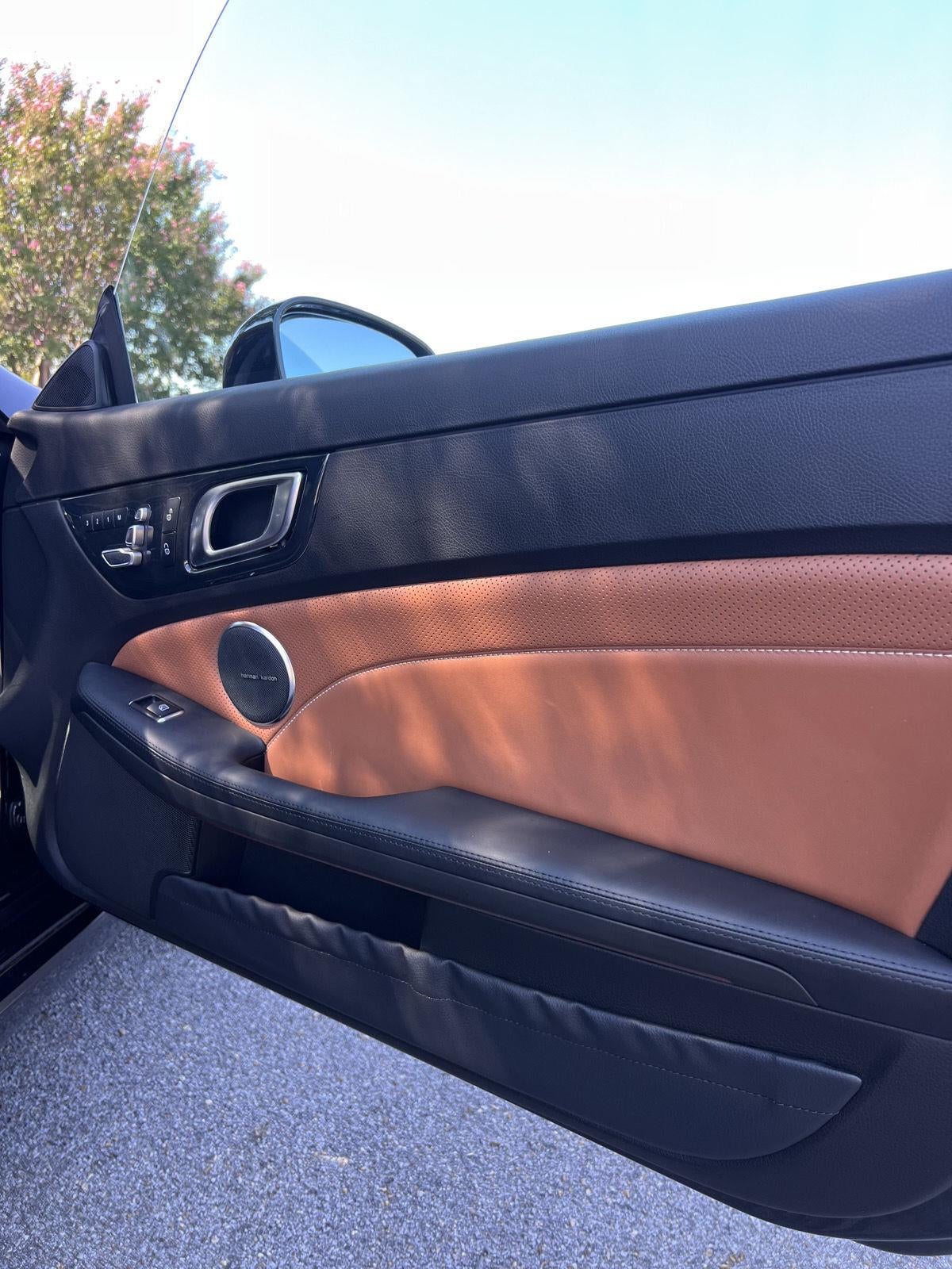 2020 Mercedes-Benz SLC SLC 300