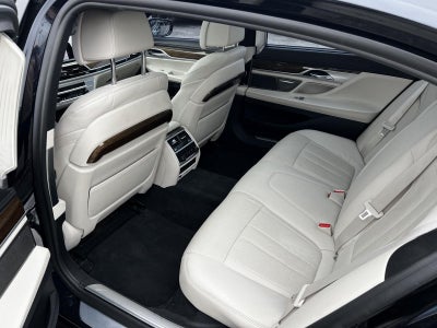 2019 BMW 7 Series 740i