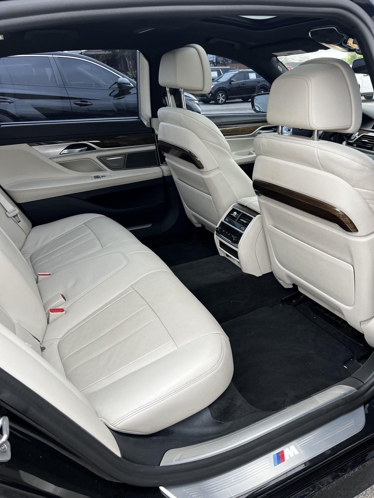 2019 BMW 7 Series 740i