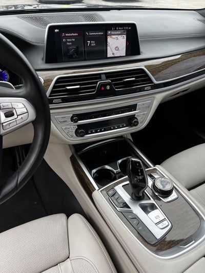2019 BMW 7 Series 740i