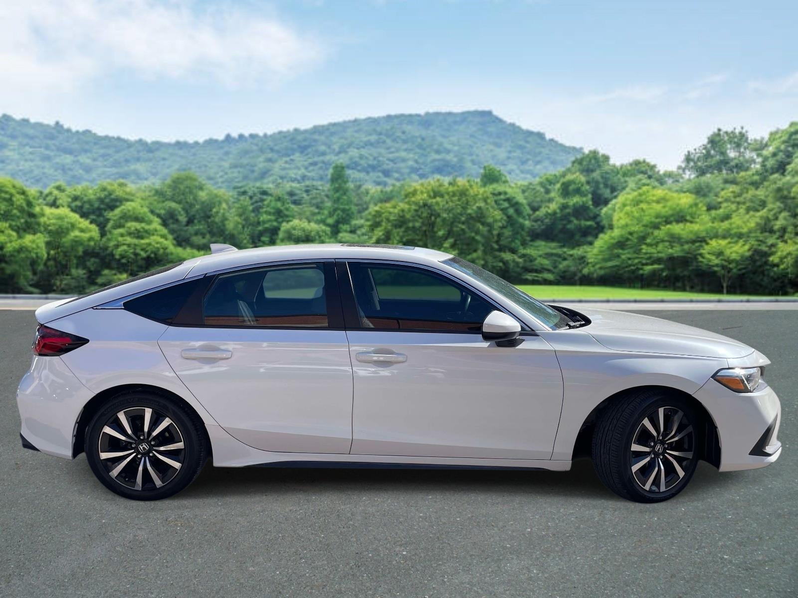 2024 Honda Civic Hatchback EX-L