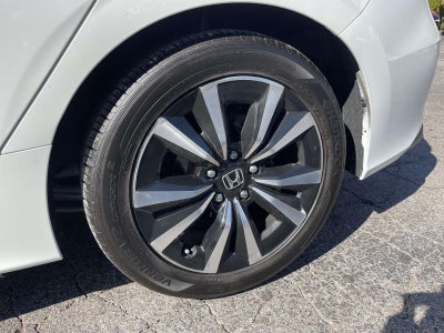 2024 Honda Civic Hatchback EX-L