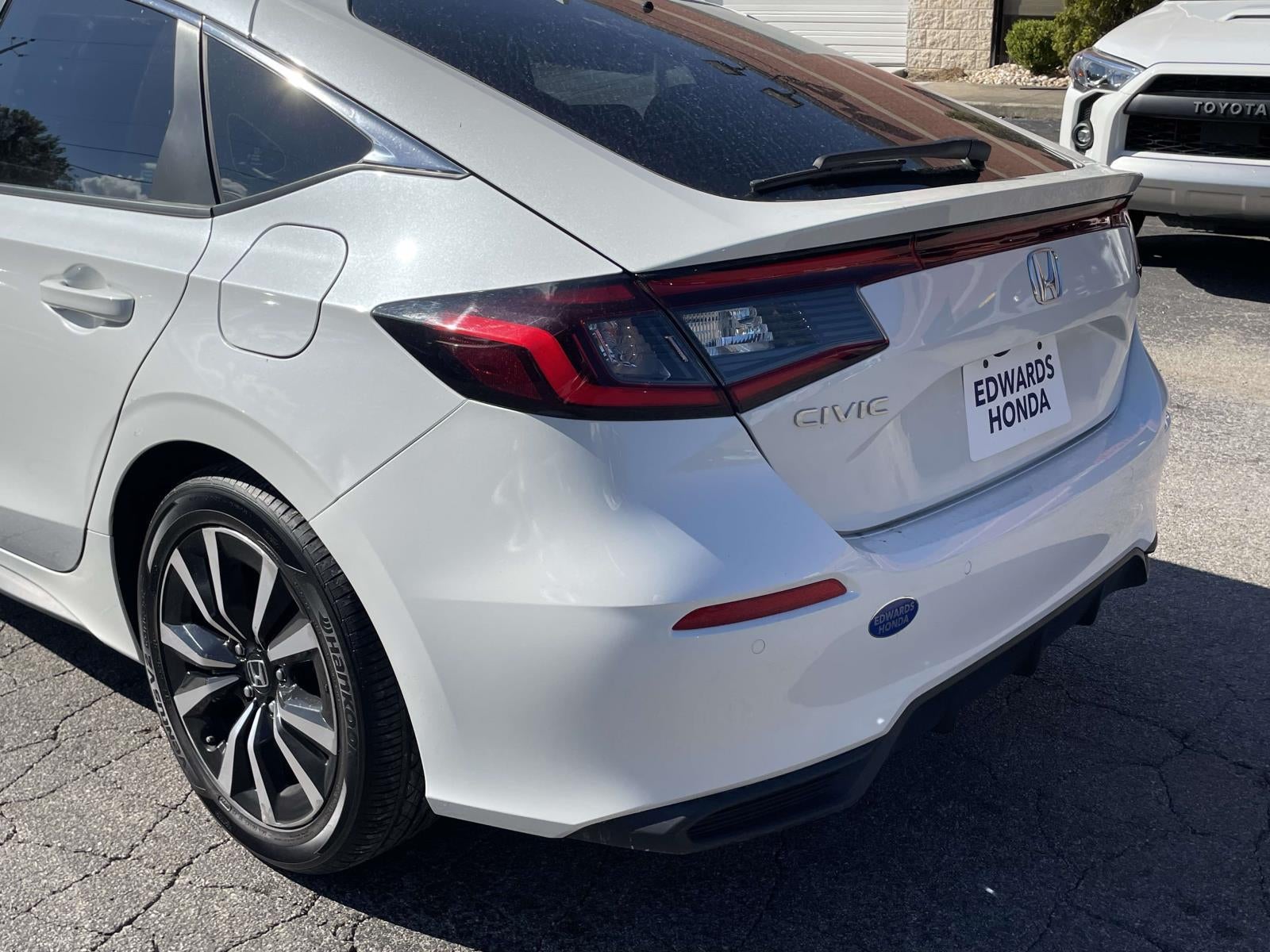 2024 Honda Civic Hatchback EX-L