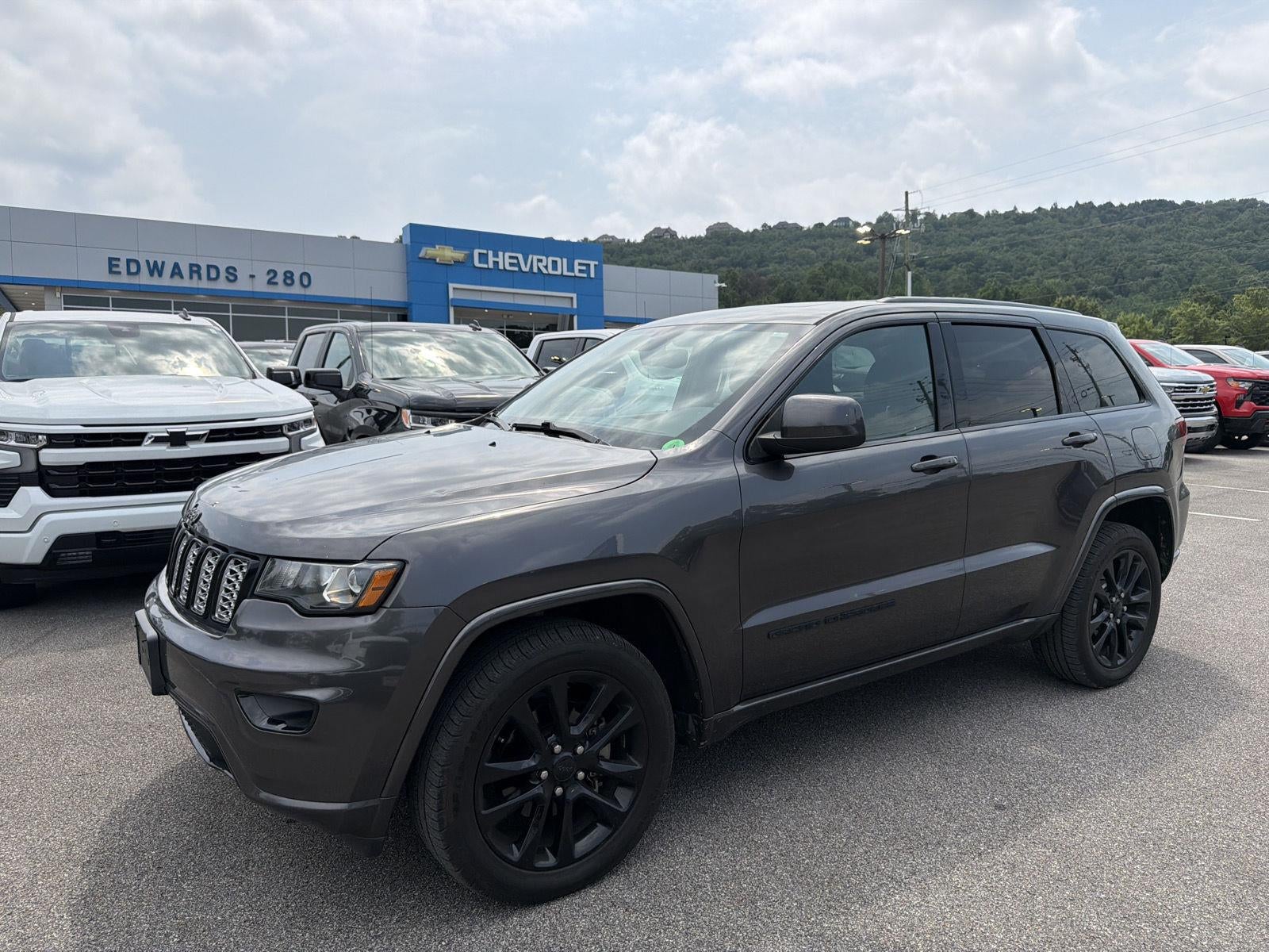2020 Jeep Grand Cherokee Altitude