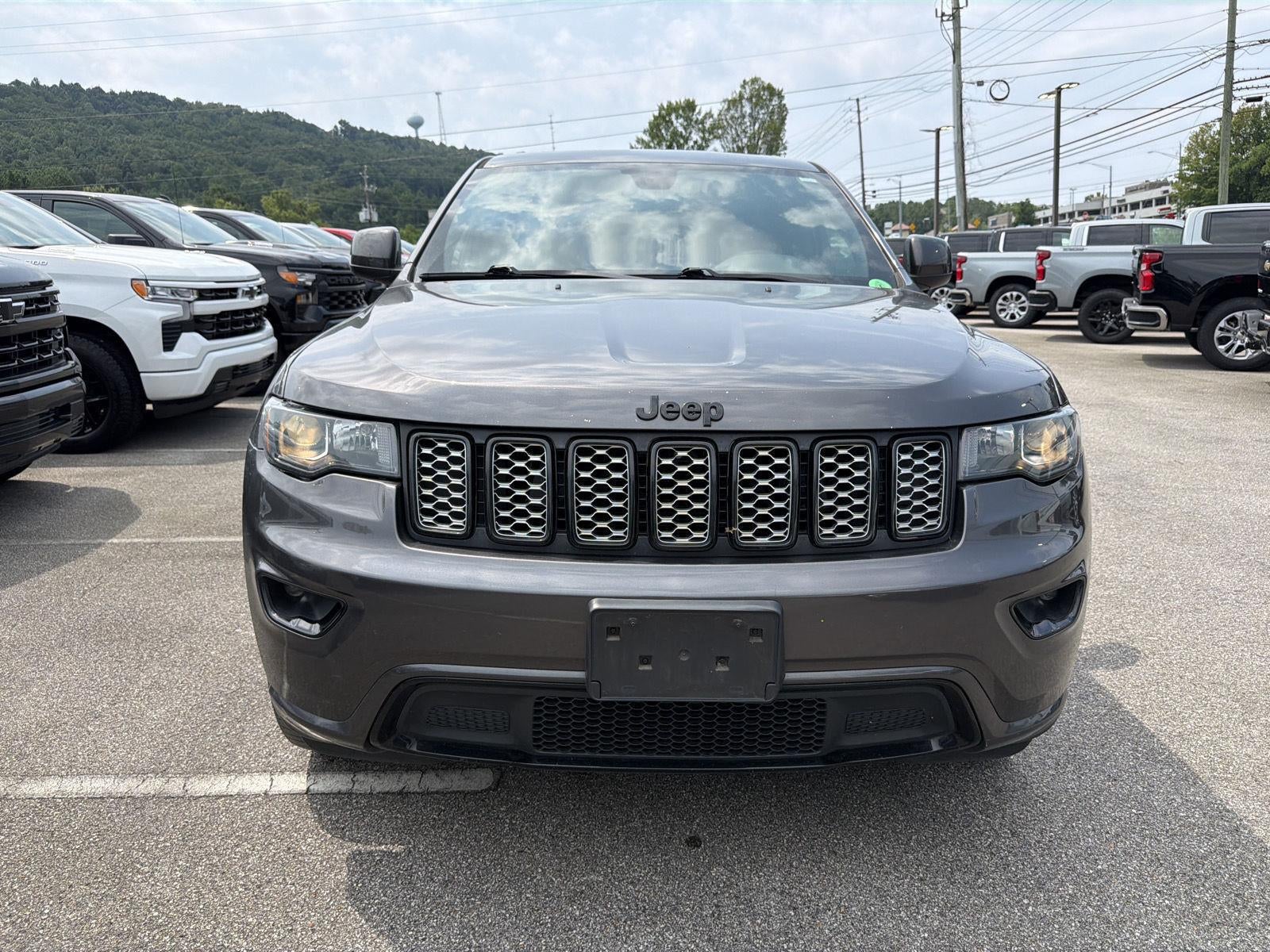 2020 Jeep Grand Cherokee Altitude