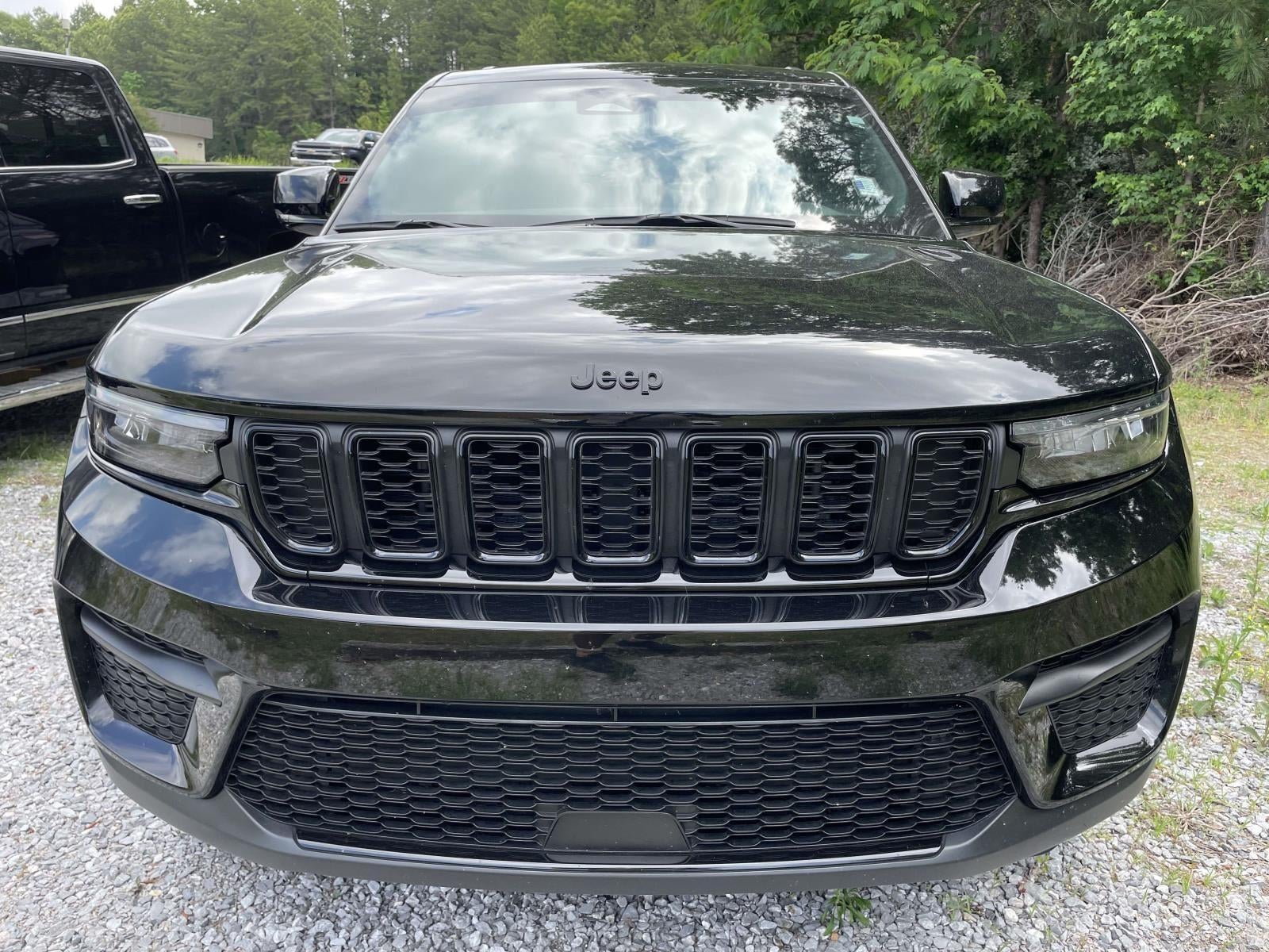 2025 Jeep Grand Cherokee Altitude X