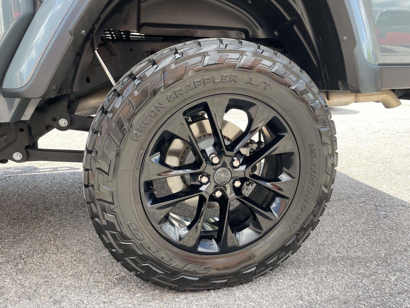 2024 Jeep Gladiator Nighthawk