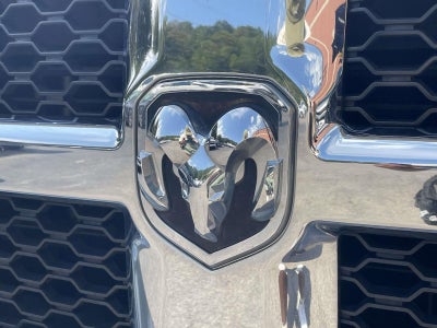 2018 RAM 1500 SLT