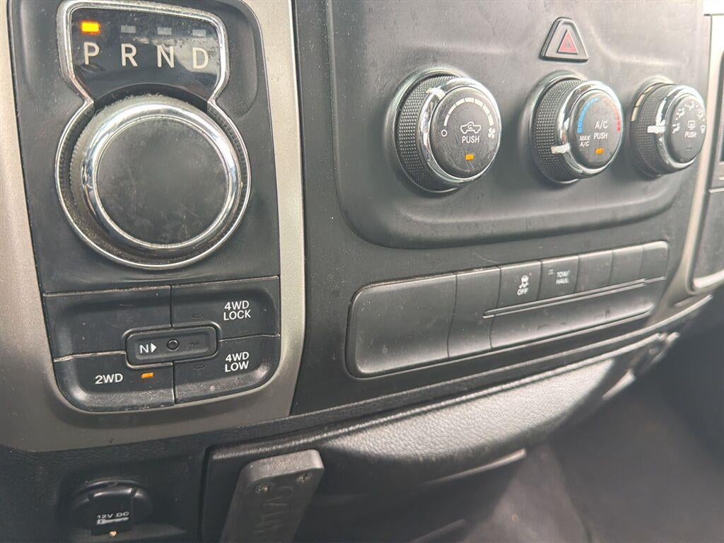 2018 RAM 1500 SLT