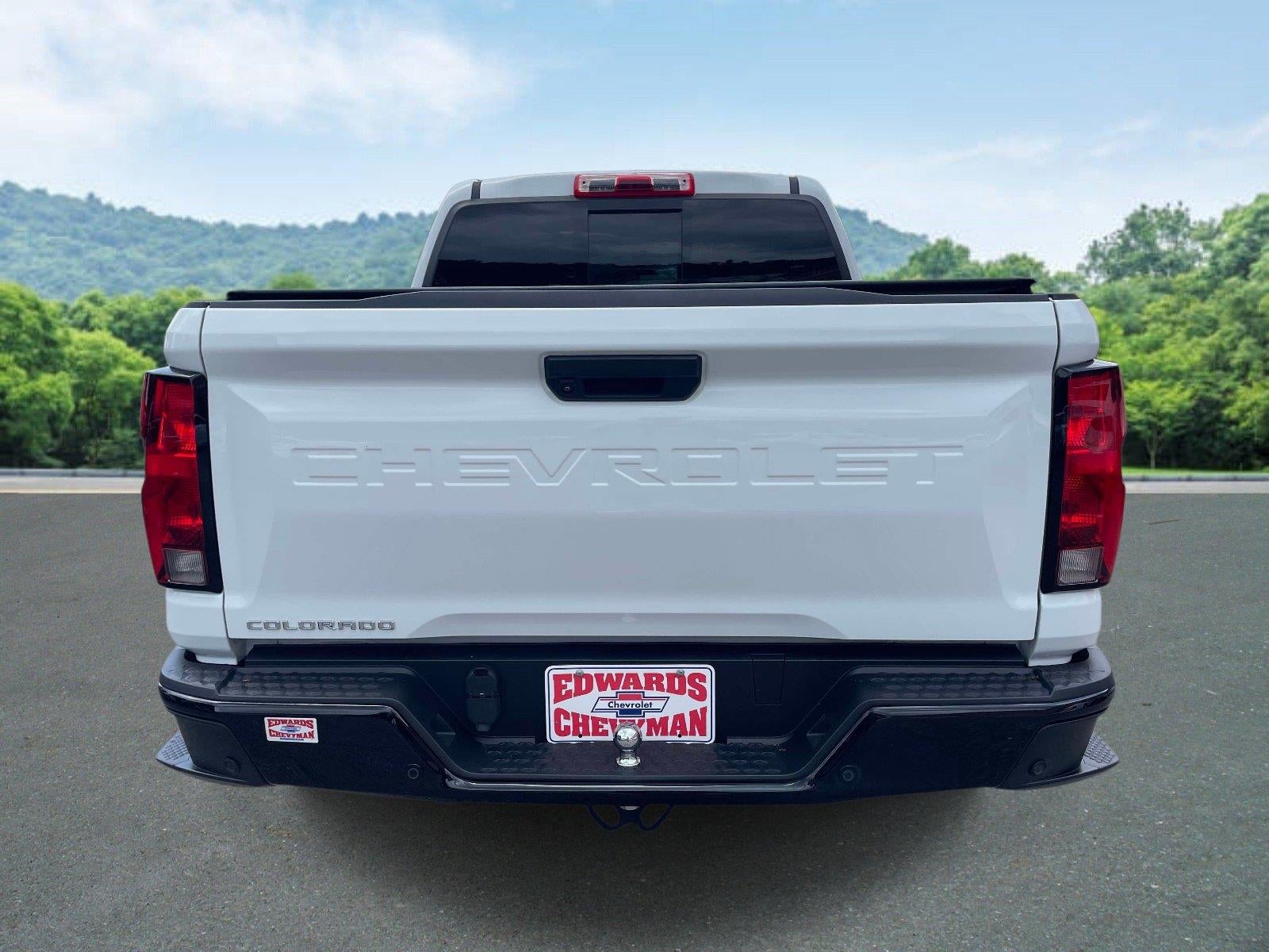 2024 Chevrolet Colorado WT