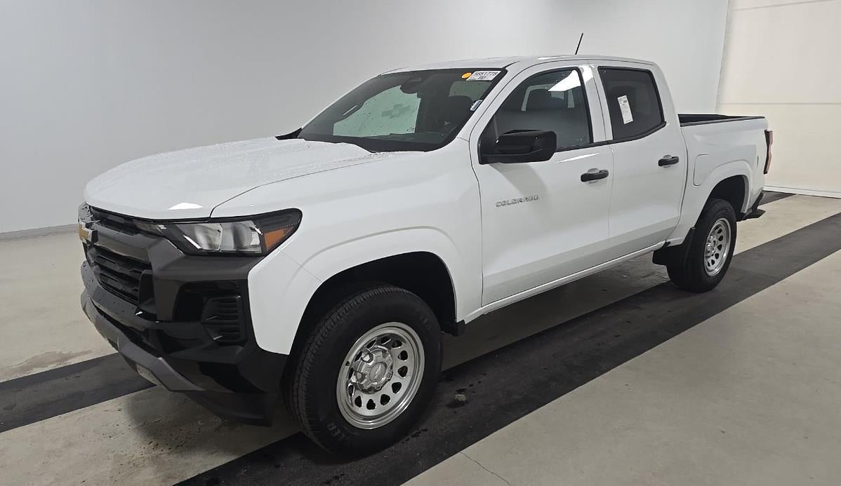 2024 Chevrolet Colorado WT