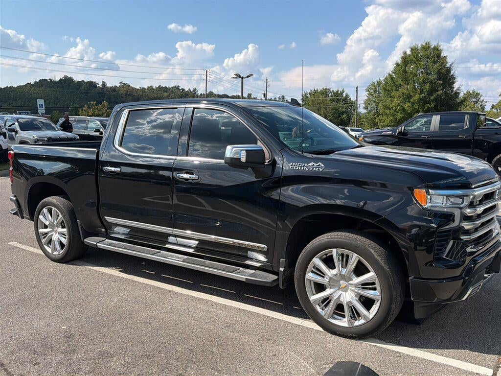 2022 Chevrolet Silverado 1500 High Country
