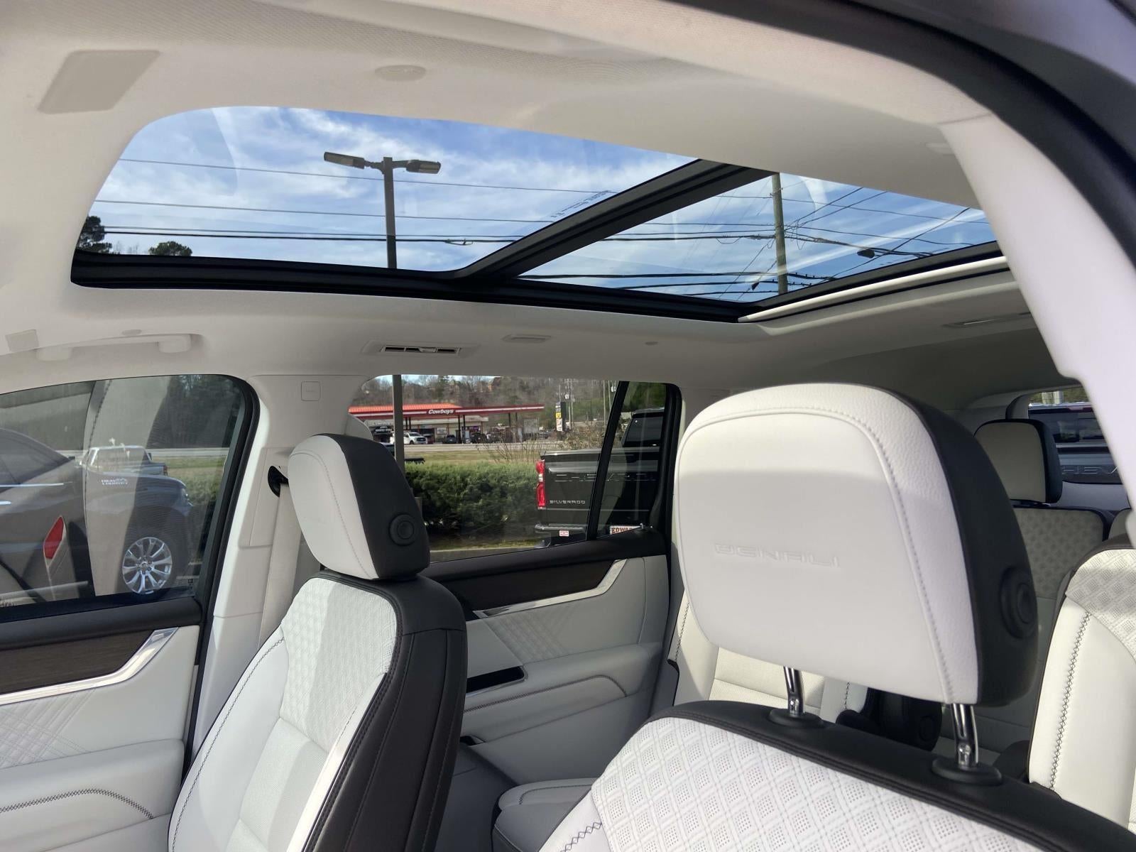 2024 GMC Acadia Denali