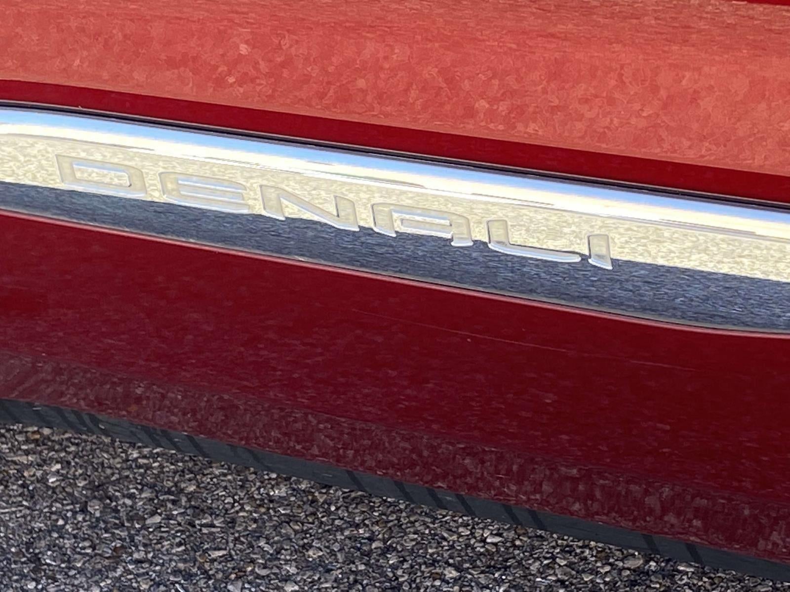 2020 GMC Acadia Denali