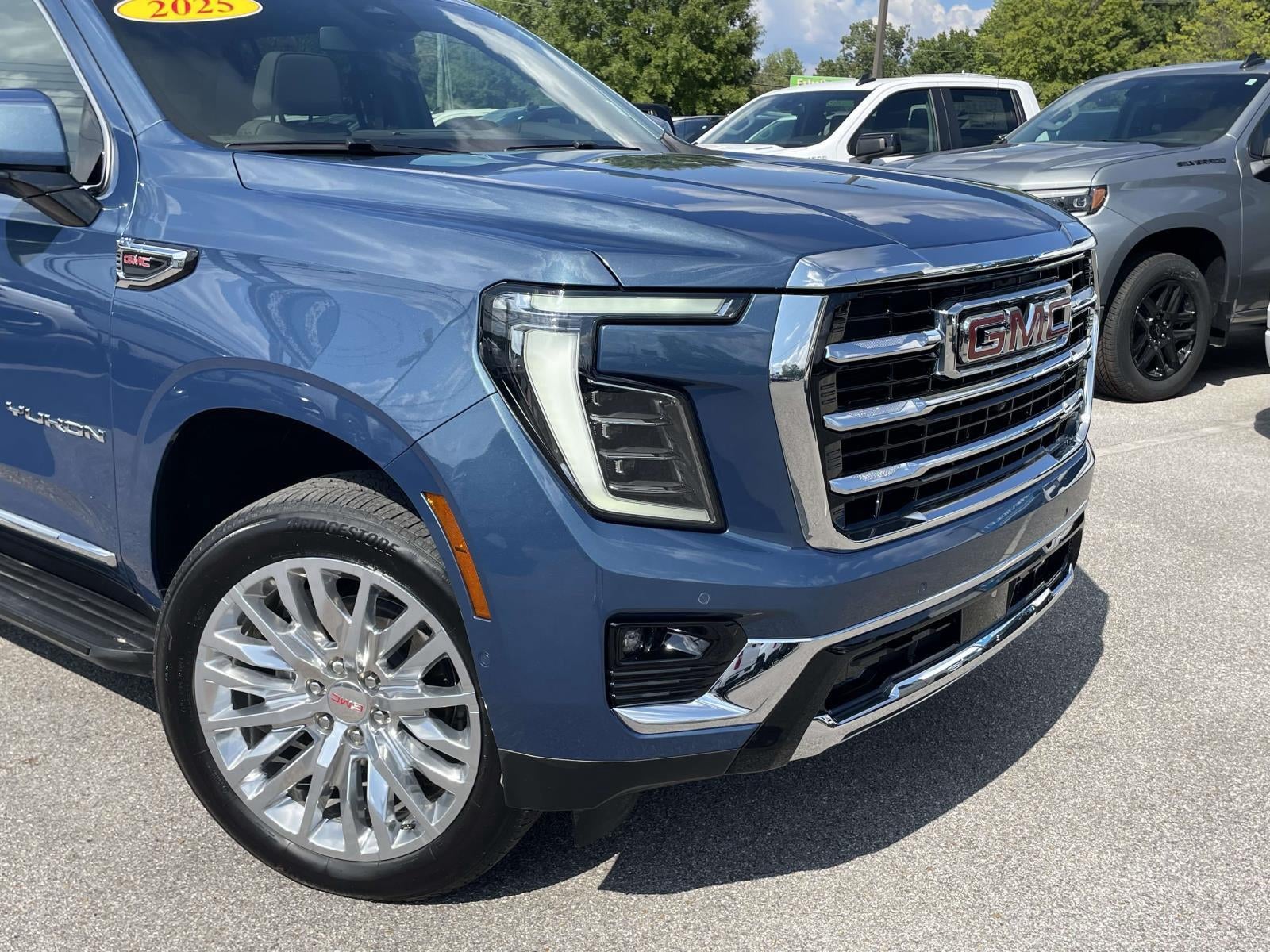 2025 GMC Yukon Elevation