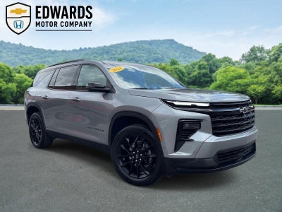 2024 Chevrolet Traverse LT