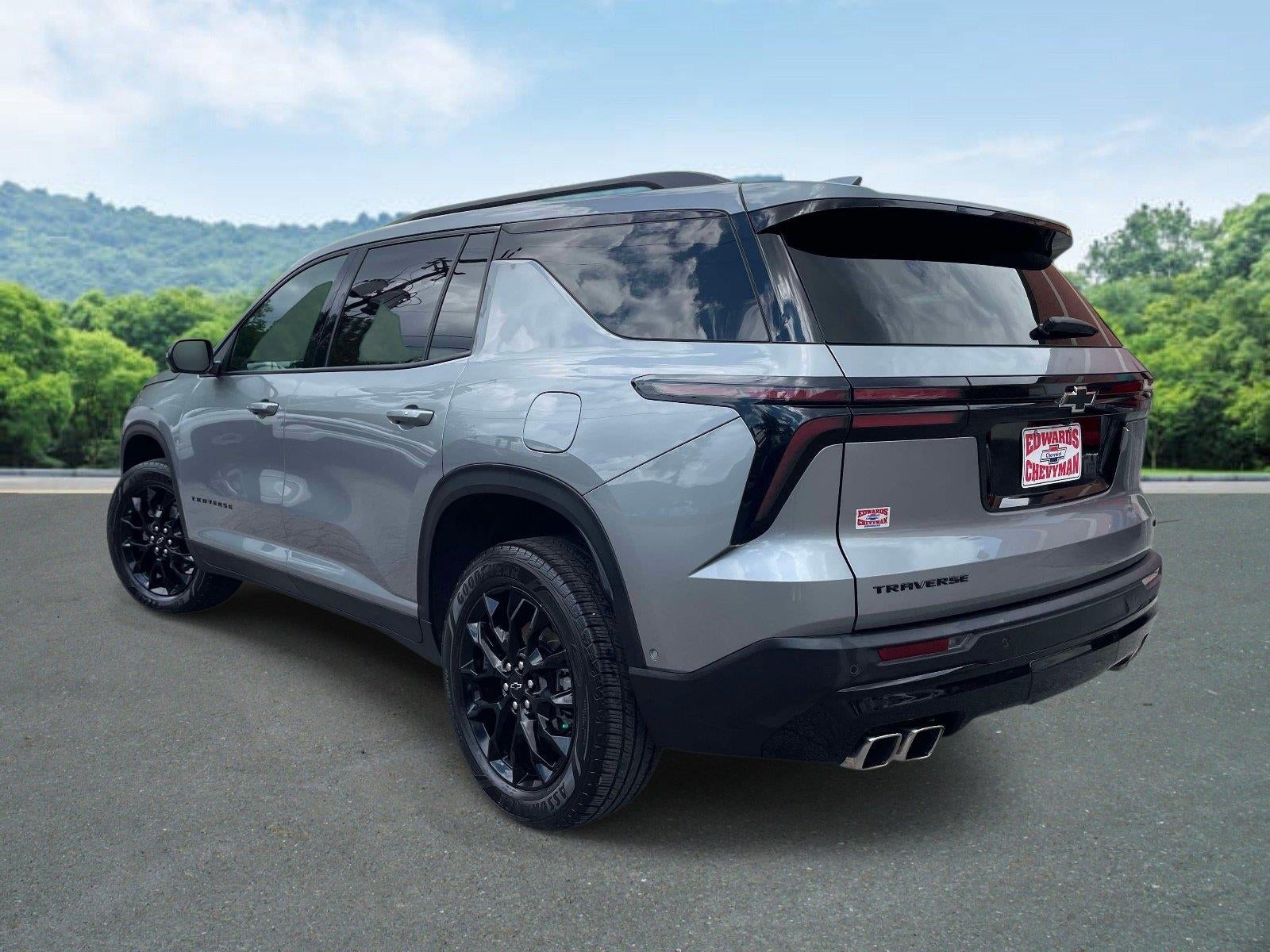 2024 Chevrolet Traverse LT