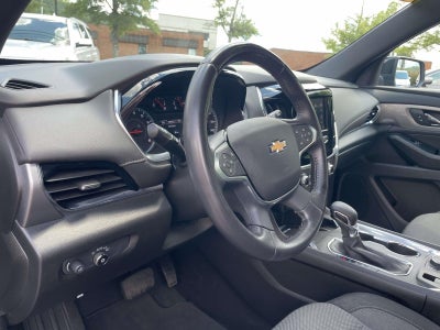 2022 Chevrolet Traverse LT Cloth