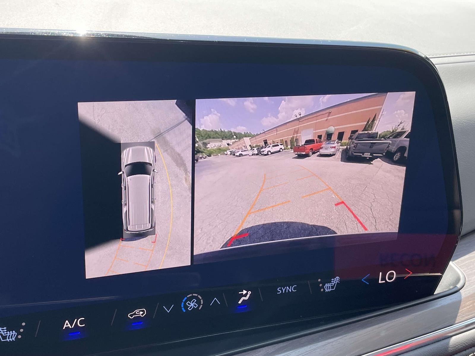 2025 Chevrolet Suburban LT